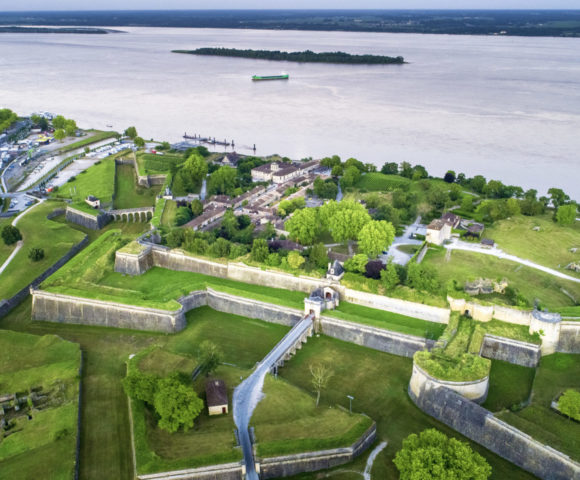Photographie aérienne de la citadelle de Blaye
